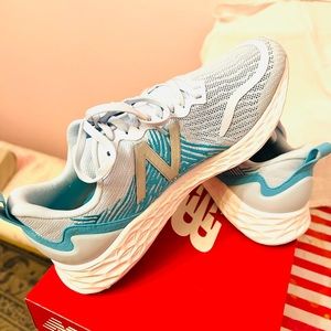 New Balance running shoes  9 1/2 Wide